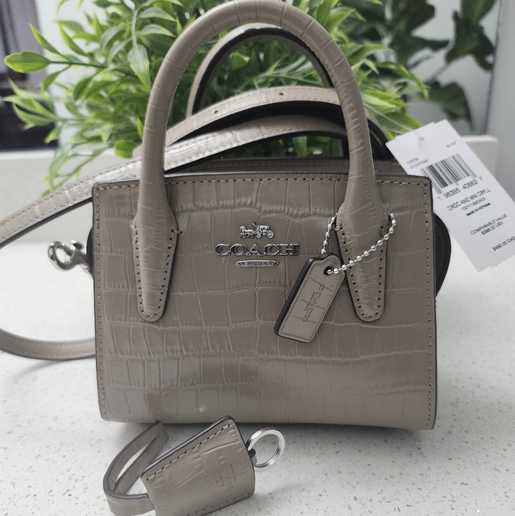 NWT COACH MINI BAG - Picture 2 of 10